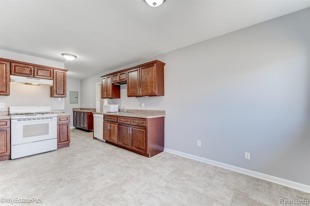 547 S Hawthorne Street Property Photo 17