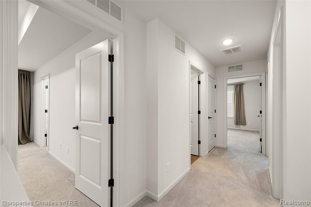 2436 Parkshore Drive Property Photo 25