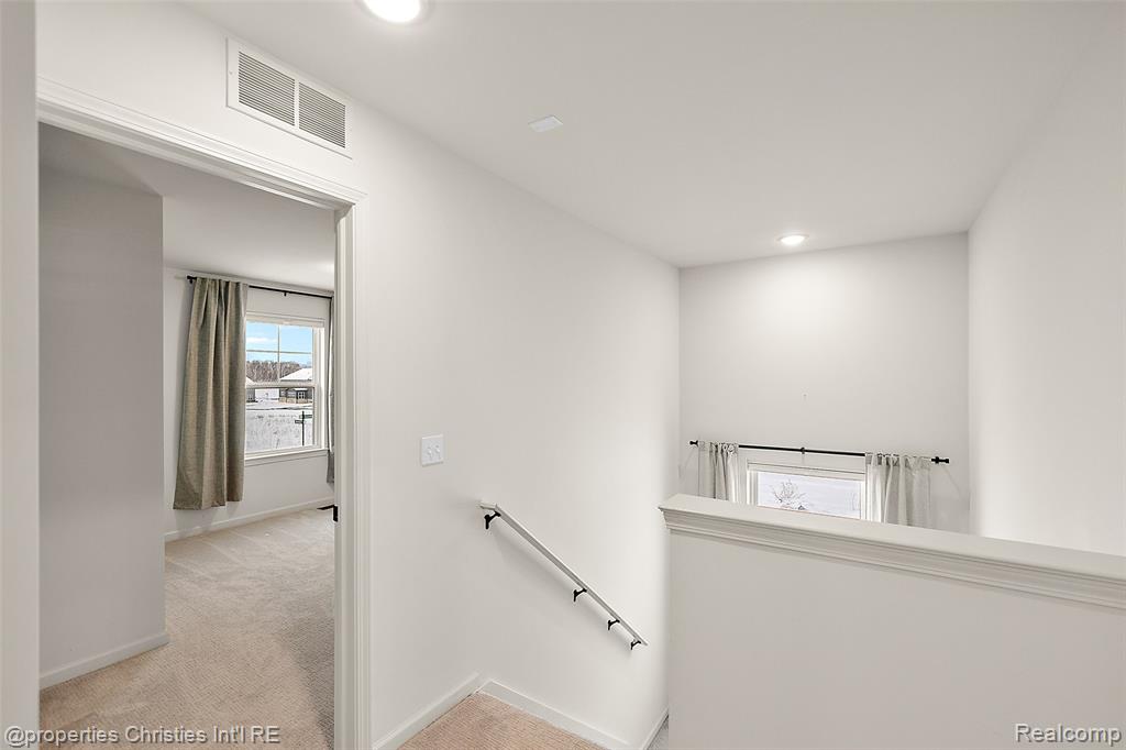2436 Parkshore Drive Property Photo 26
