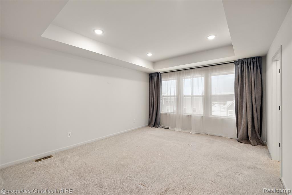 2436 Parkshore Drive Property Photo 27