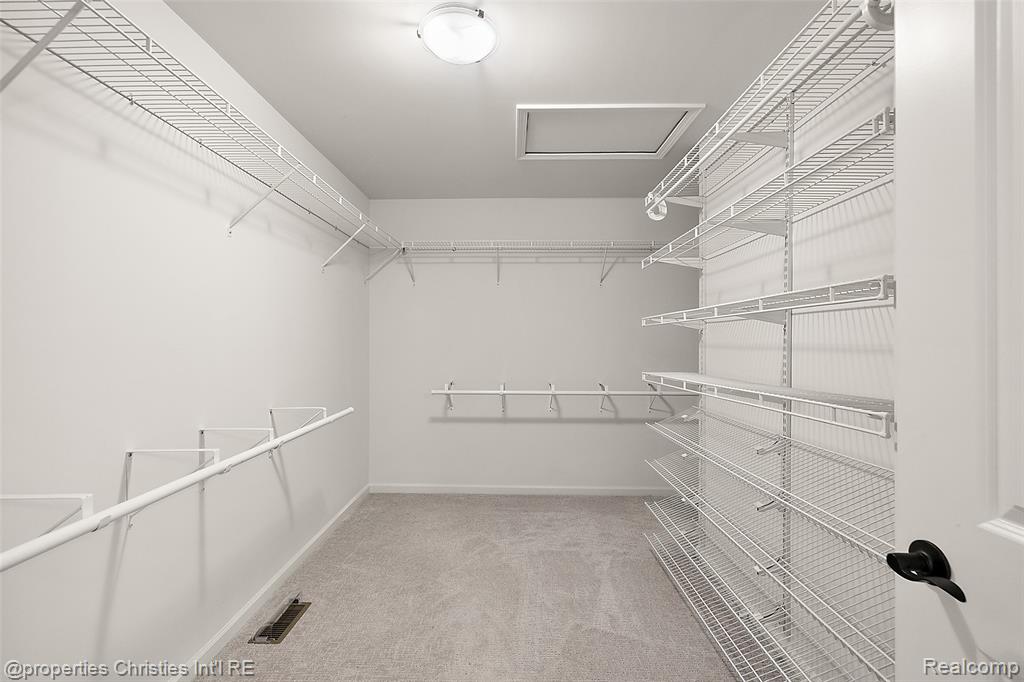 2436 Parkshore Drive Property Photo 36