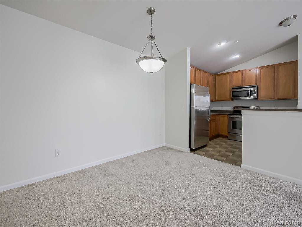 245 Wright Street Property Photo 5