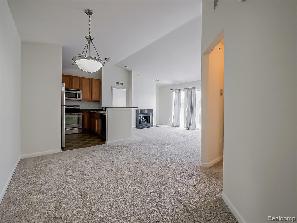 245 Wright Street Property Photo 6