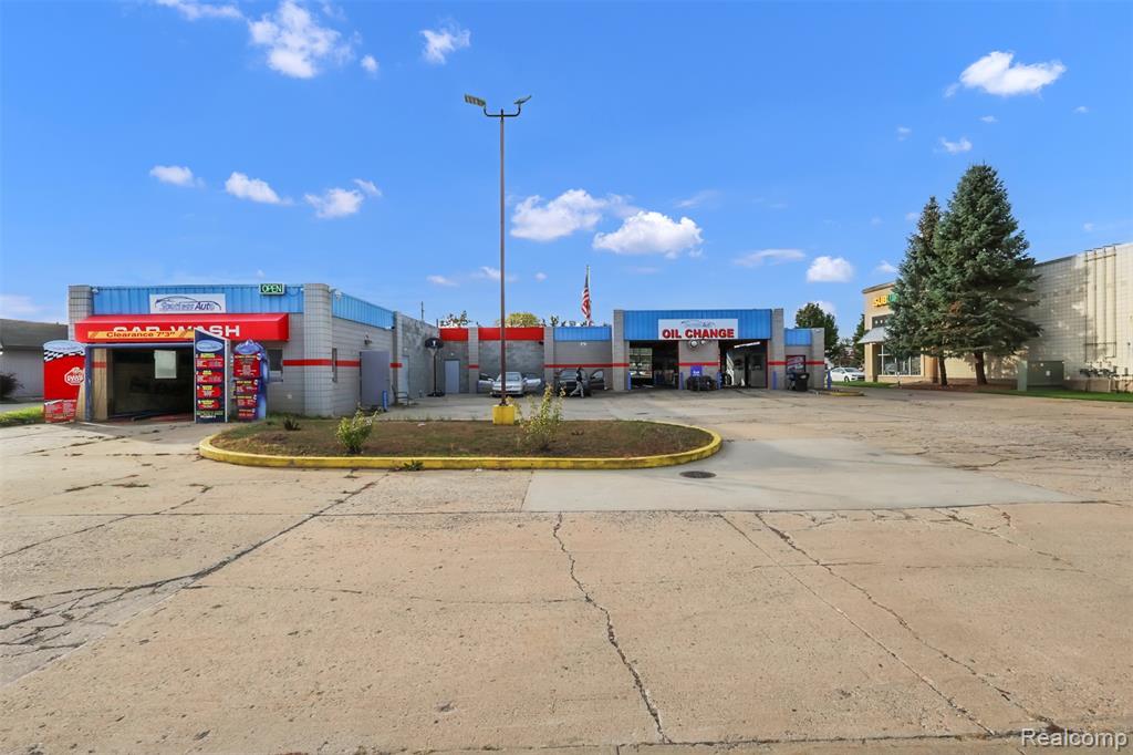 815 W State Street Property Photo 4