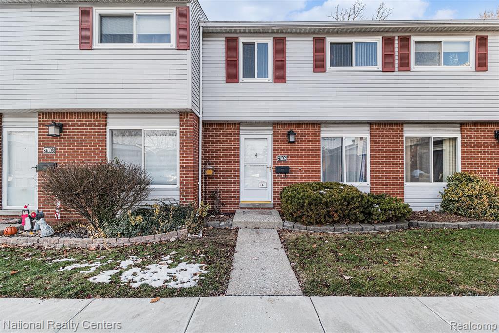 27809 Eastwick Sq. Property Photo 1