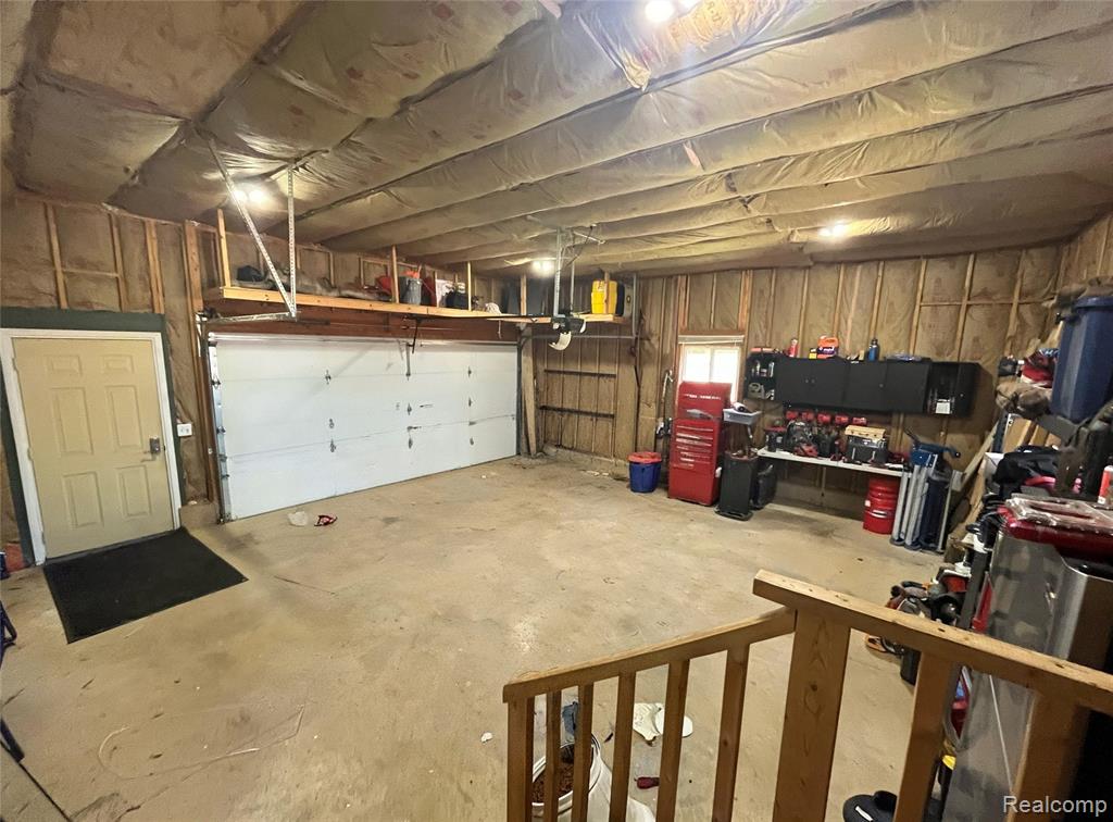 9428 Ute Pointe Drive Property Photo 18