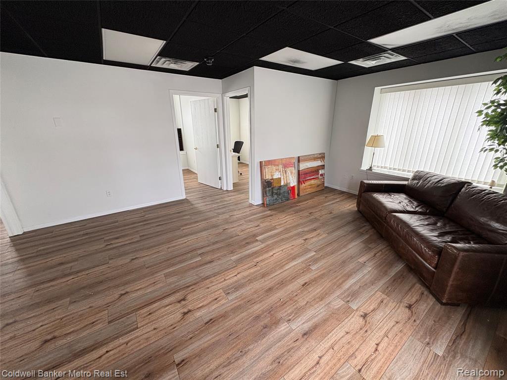 1362 W Huron Street Property Photo 2