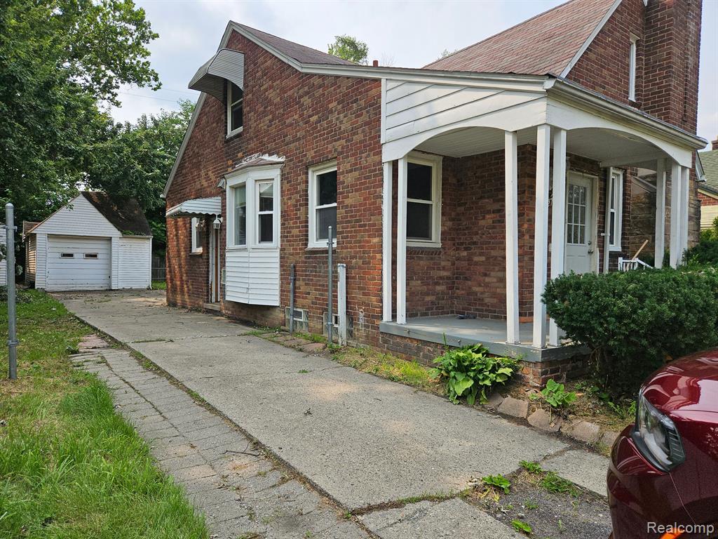 18627 Rutherford Street Property Photo 1