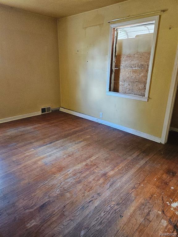 18627 Rutherford Street Property Photo 10