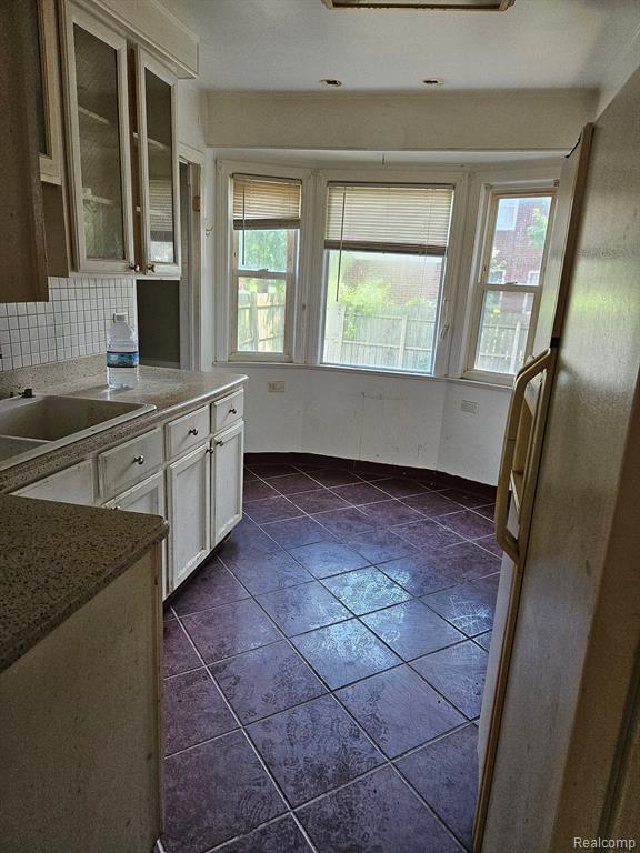 18627 Rutherford Street Property Photo 15