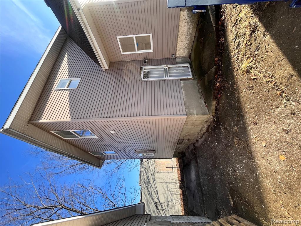 2410 Corunna Road Property Photo 21