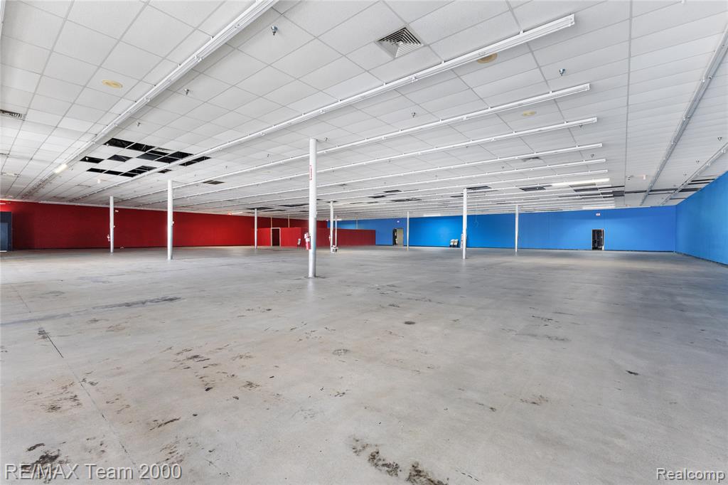 22263-23307 Eureka Road Property Photo 13