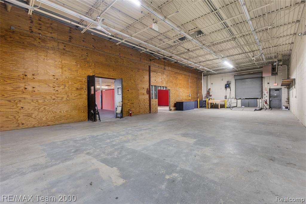 22263-23307 Eureka Road Property Photo 14