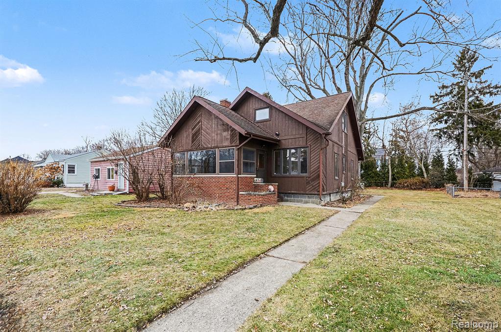 23043 Francis Street Property Photo 1
