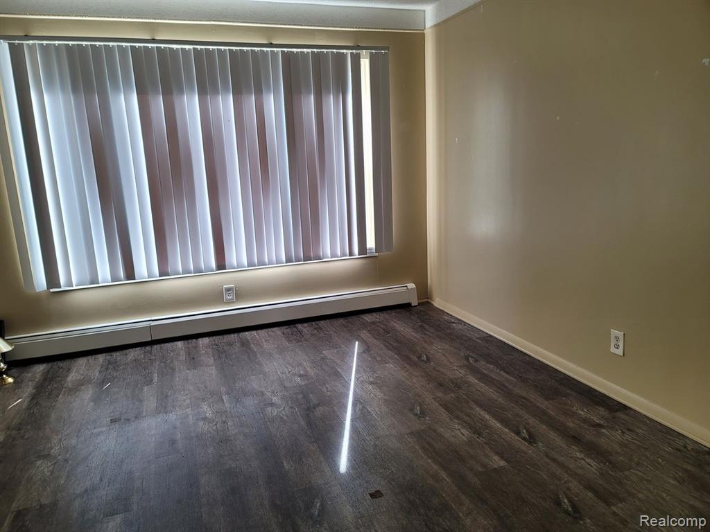 16470 E 9 Mile Property Photo 14