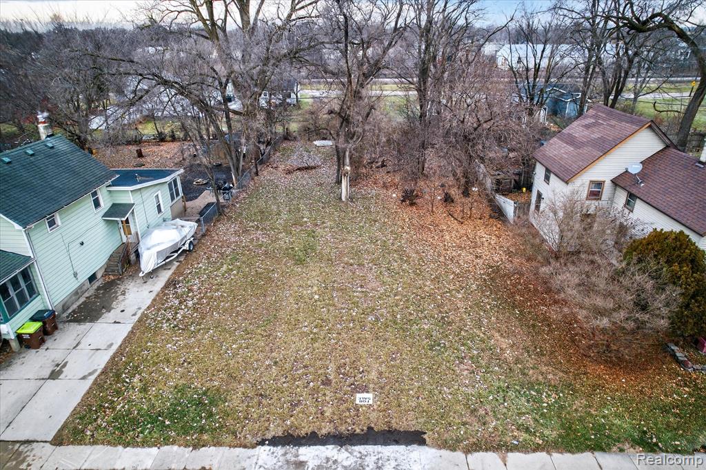 404 Almyra Avenue Property Photo 2