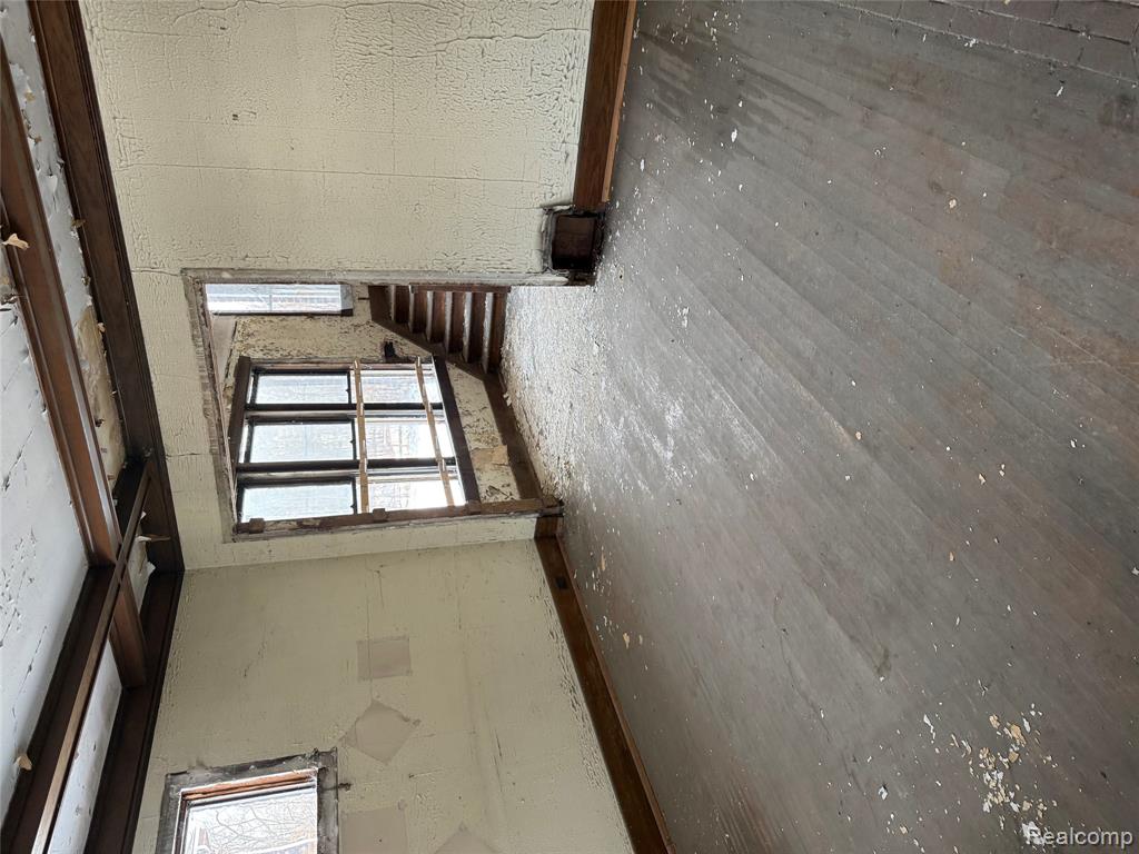3257 Hogarth Street Property Photo 5