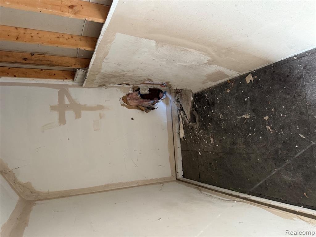 8611 Chalfonte Street Property Photo 23