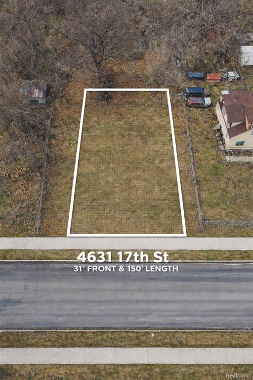 4631 17th Street Property Photo 1