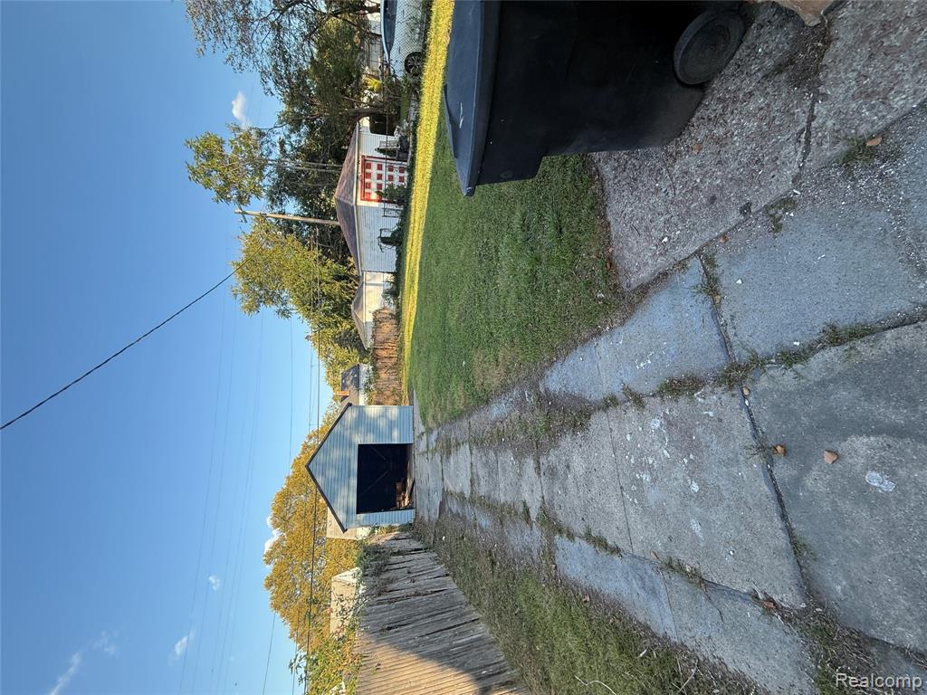 19248 Lumpkin Street Property Photo 14