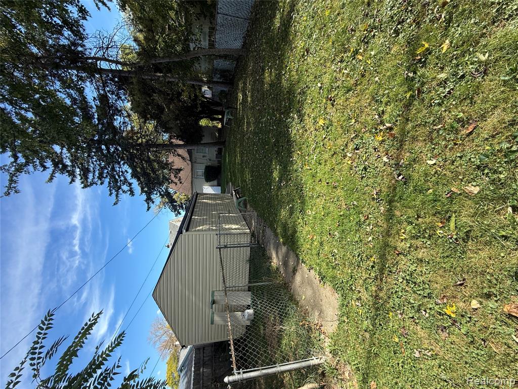 6737 Warwick Street Property Photo 18