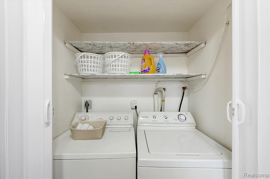 32416 Exeter Drive Property Photo 29
