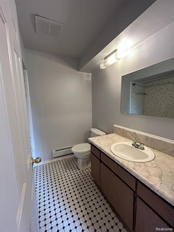 16480 E 9 Mile Road Property Photo 9