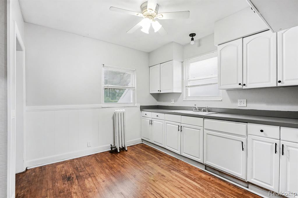 15065 Lincoln Avenue Property Photo 11