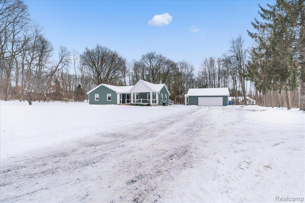 4666 Brighton Road Property Photo 3