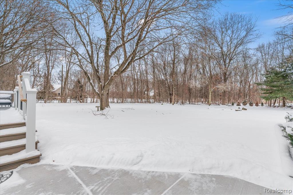 4666 Brighton Road Property Photo 9