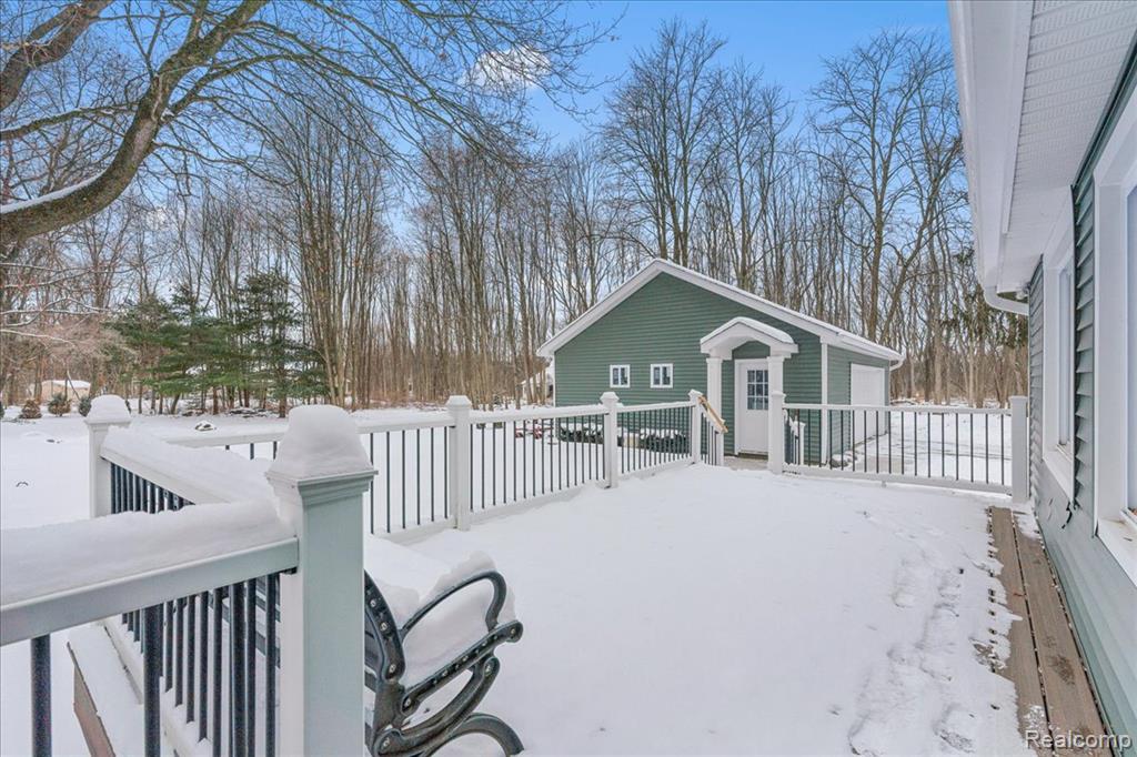 4666 Brighton Road Property Photo 11