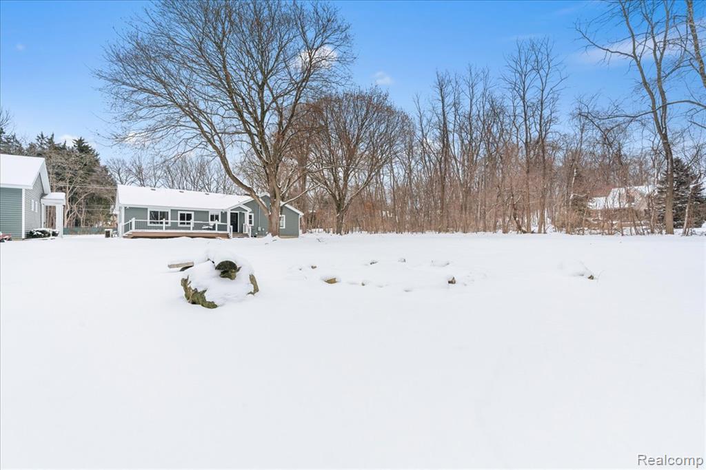 4666 Brighton Road Property Photo 15