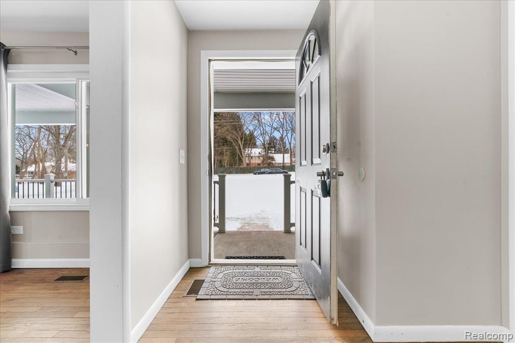 4666 Brighton Road Property Photo 16