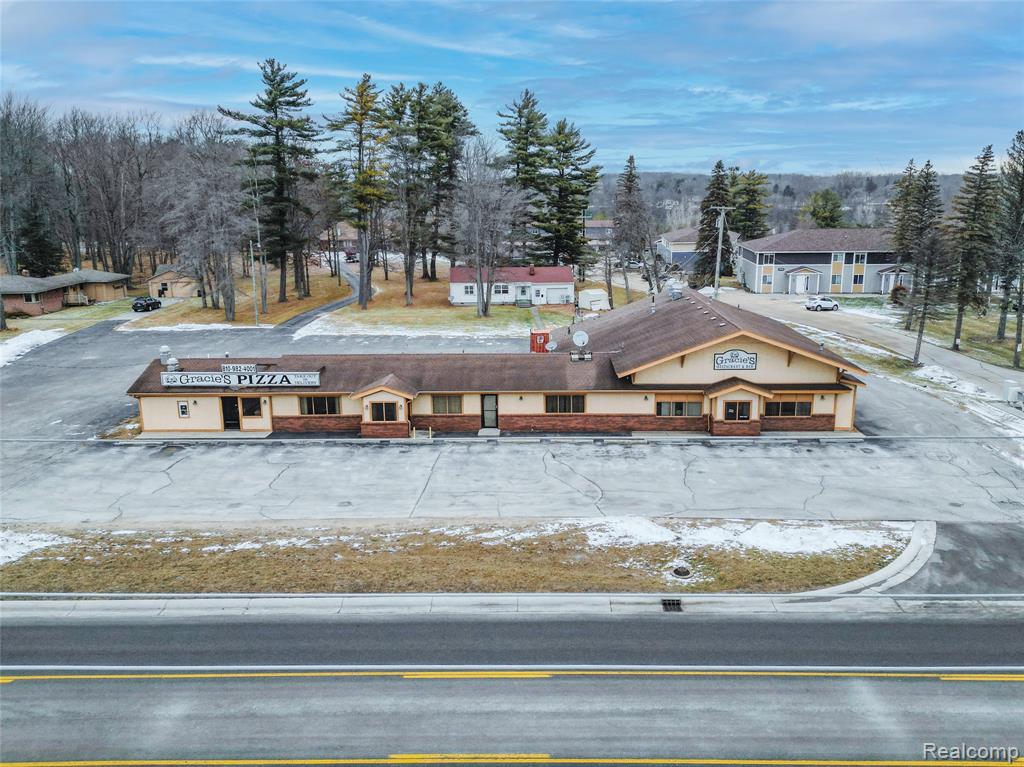 5600 Lapeer Road Property Photo 1