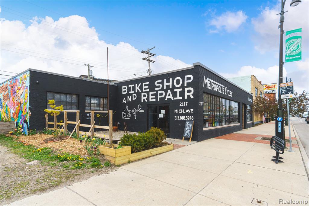 2426 Michigan Avenue Property Photo 49