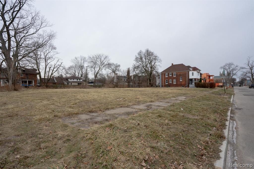 288 Belmont Street Property Photo 3