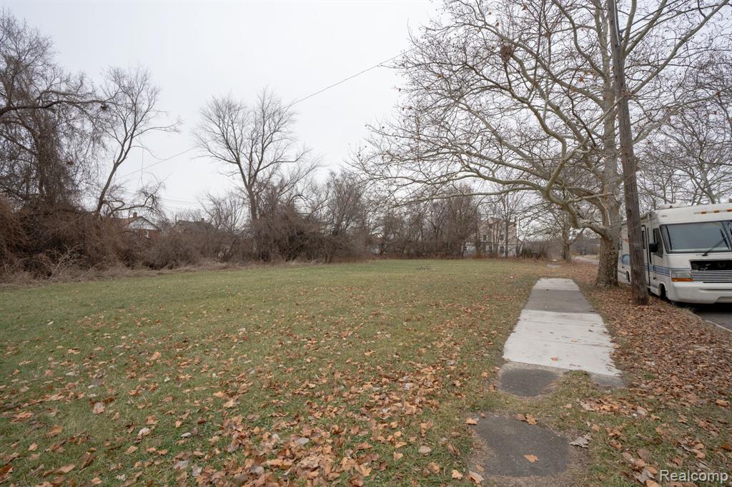567 Smith Street Property Photo 7