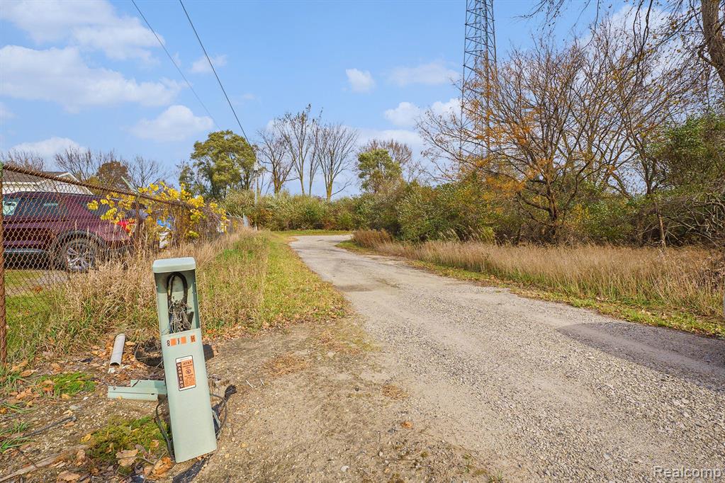 8815 E Holly Road Property Photo 24