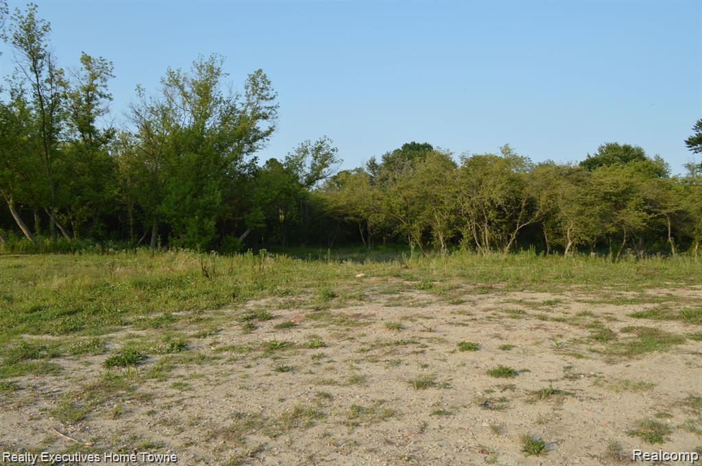 54620 Washington Property Photo 2