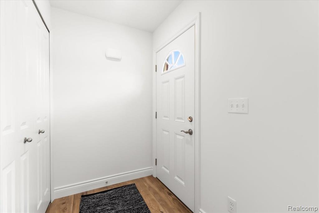 48486 Bridge Way Property Photo 3
