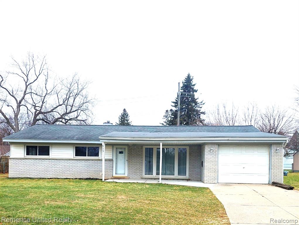 945 N Commerce Road Property Photo 1