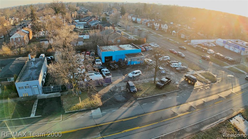13239 Joy Road Property Photo 2