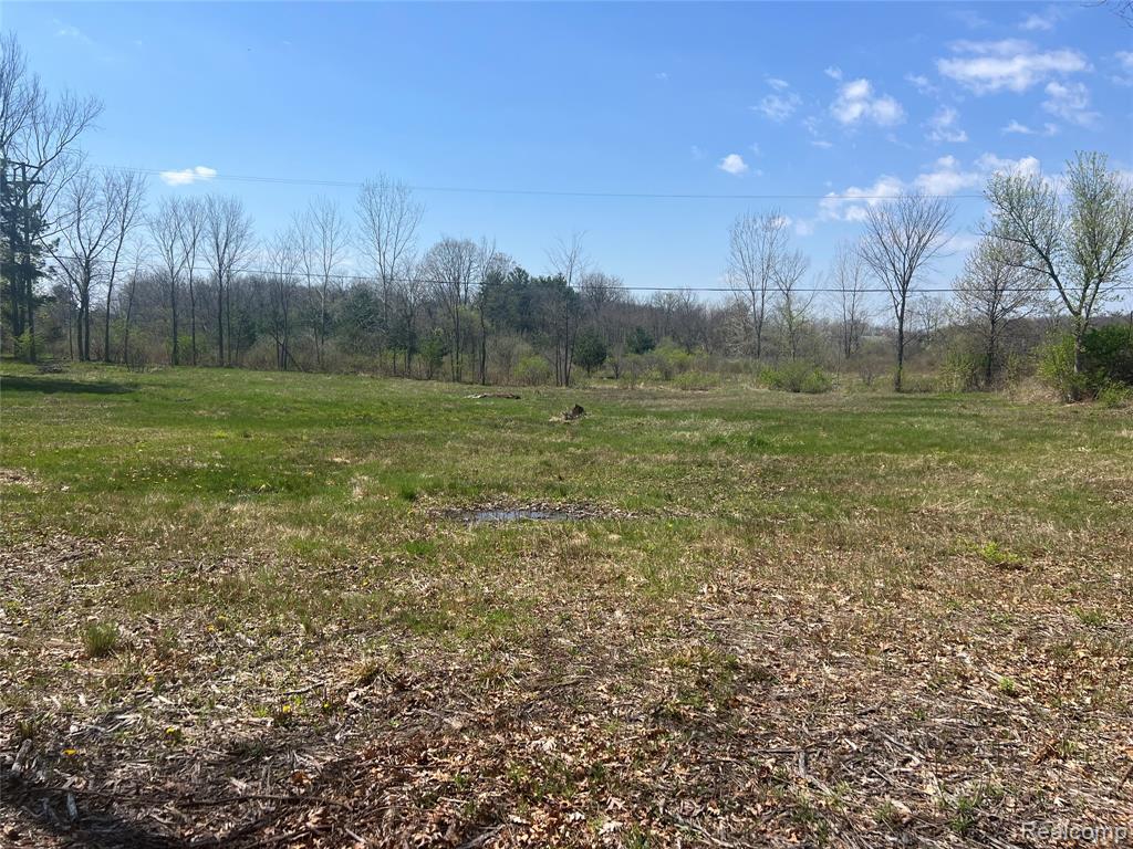 000 N Latson Road Property Photo 1
