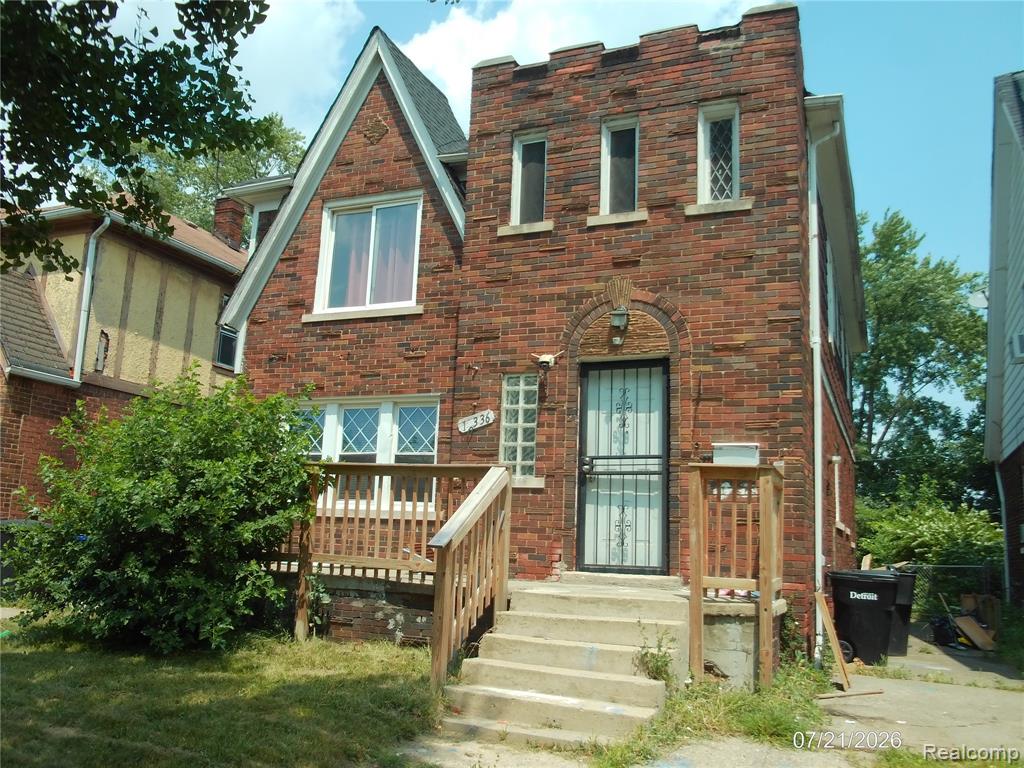 10336 W Point Street Property Photo 1