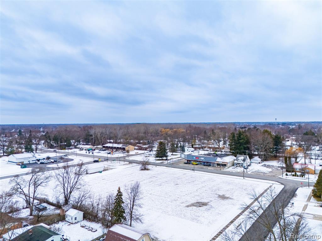 4500 N Michigan Avenue Property Photo 7