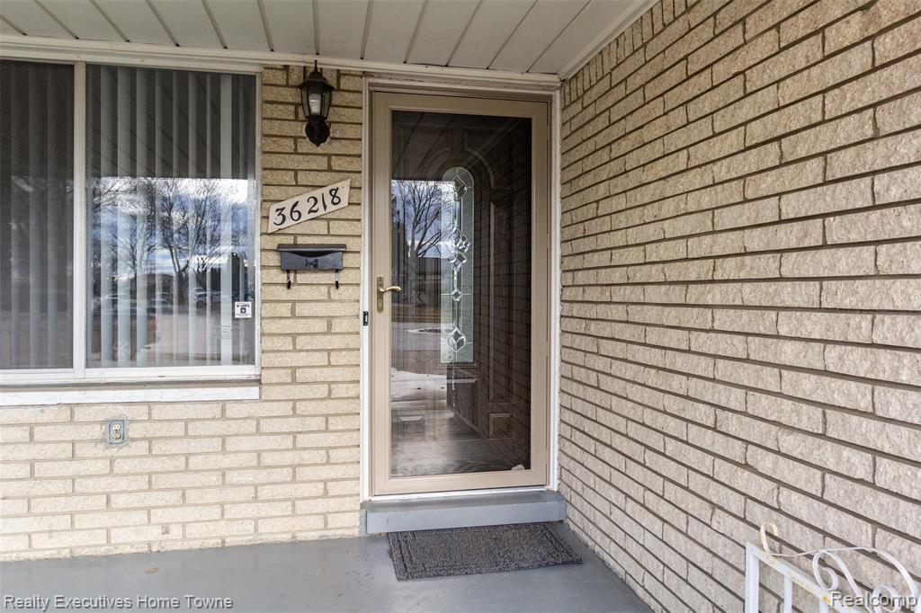 36218 Allison Drive Property Photo 4