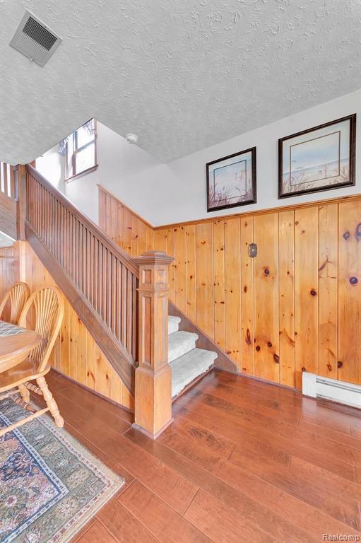 429 Edgewater Property Photo 16