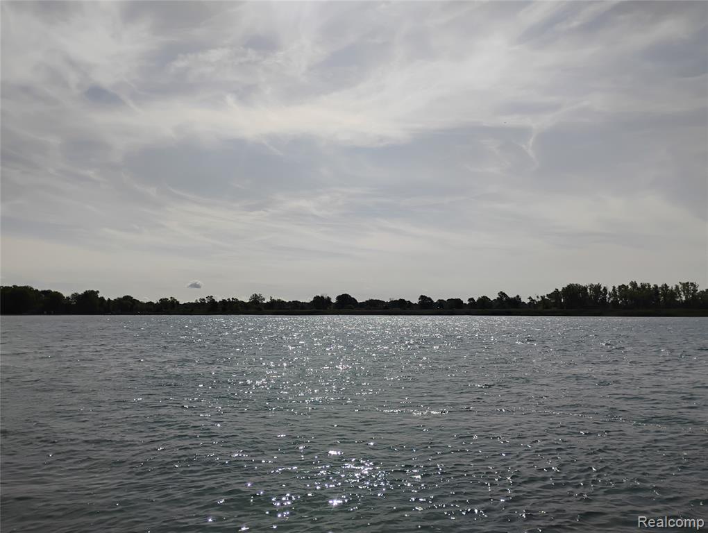 429 Edgewater Property Photo 40