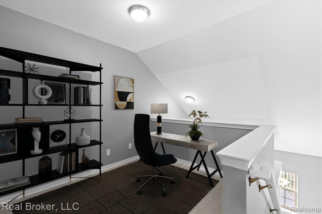 1546 Devon Lane Property Photo 7