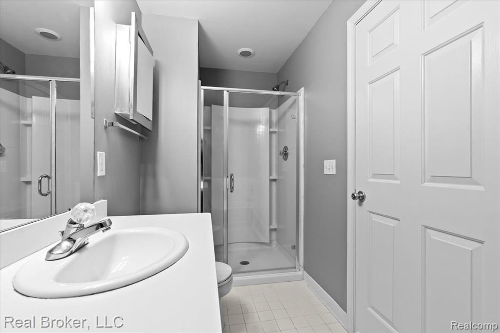 1546 Devon Lane Property Photo 11